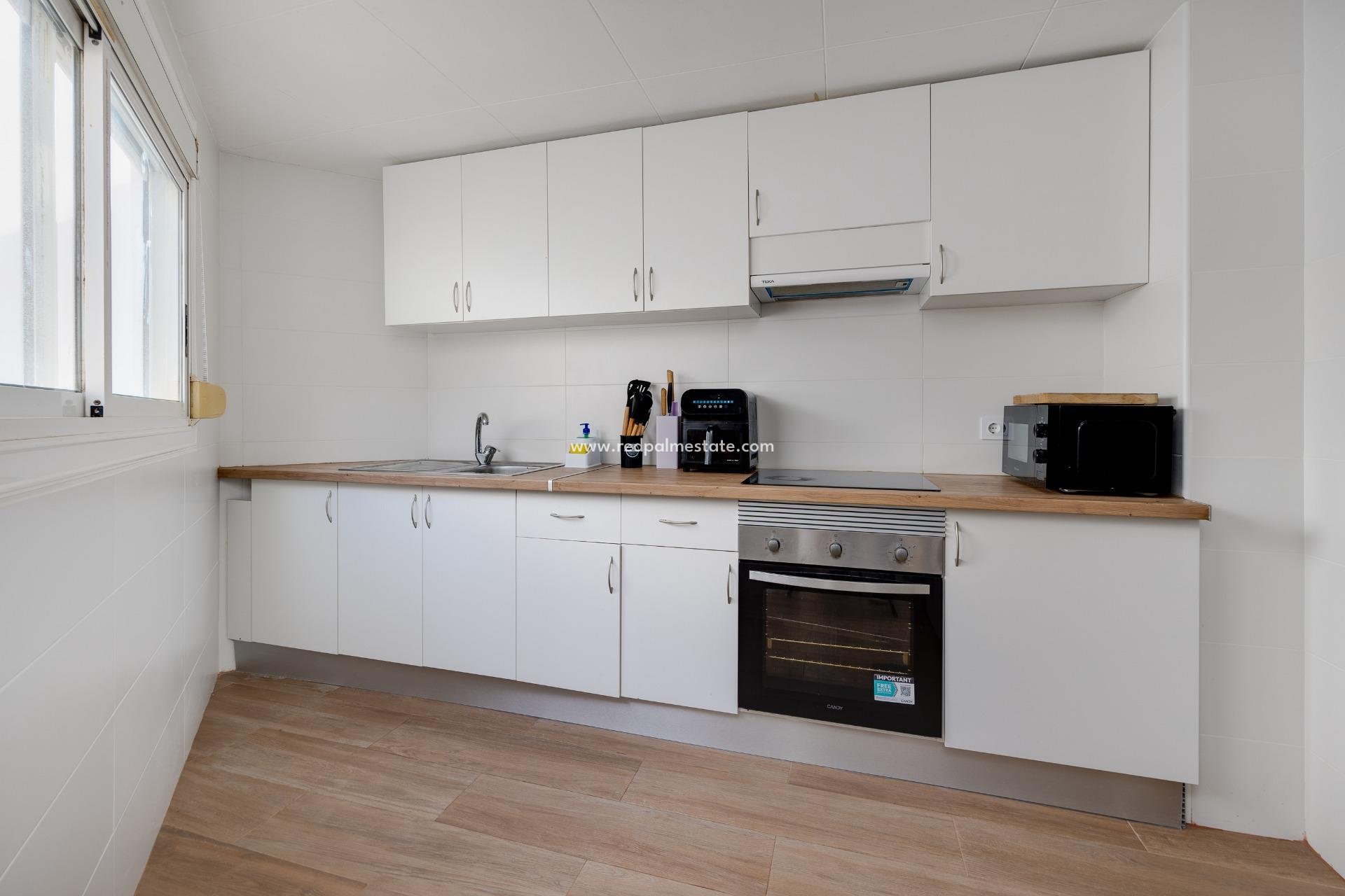 Revente - Appartements -
Torrevieja - Centro Torrevieja