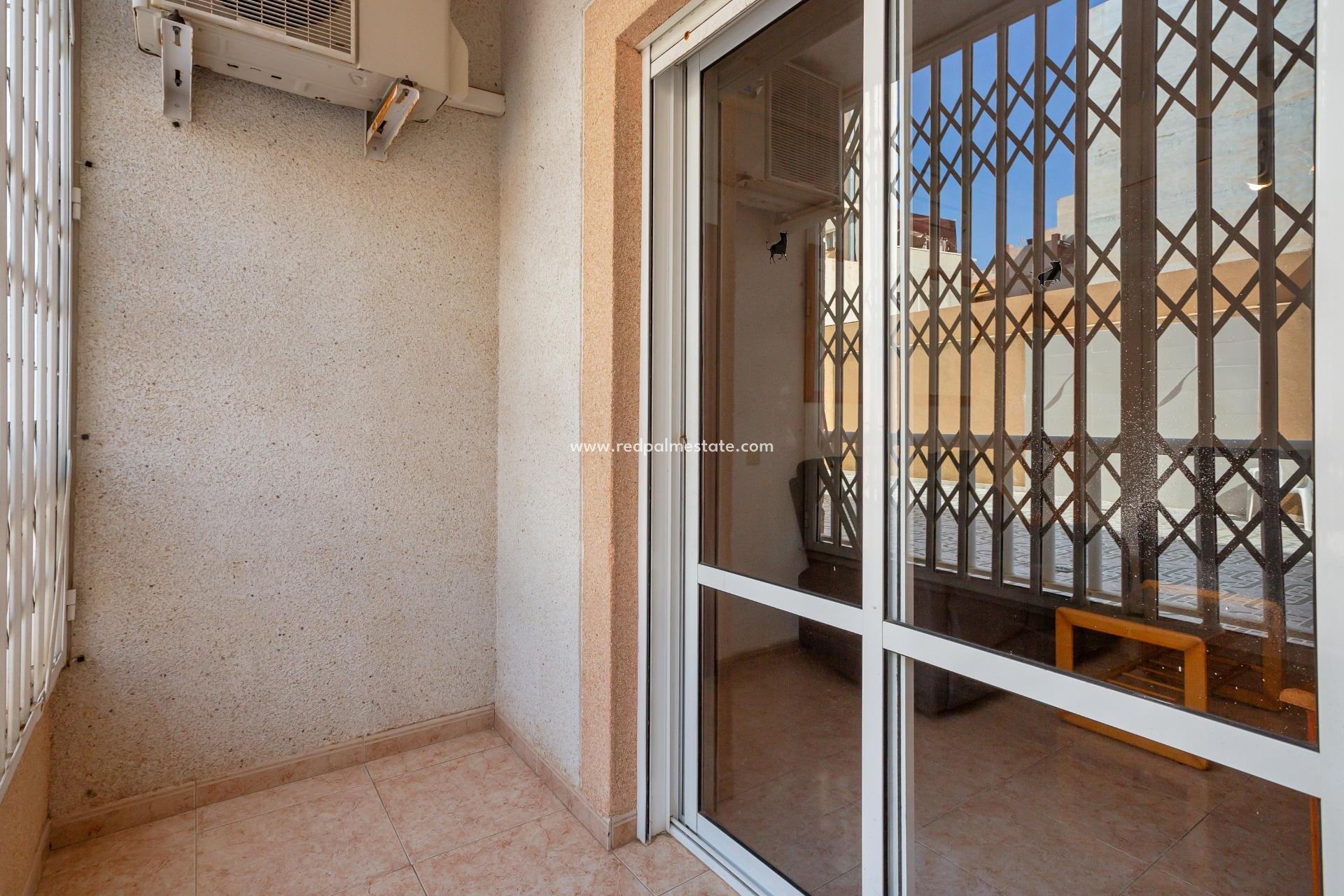 Revente - Appartements -
Torrevieja - Centro Torrevieja