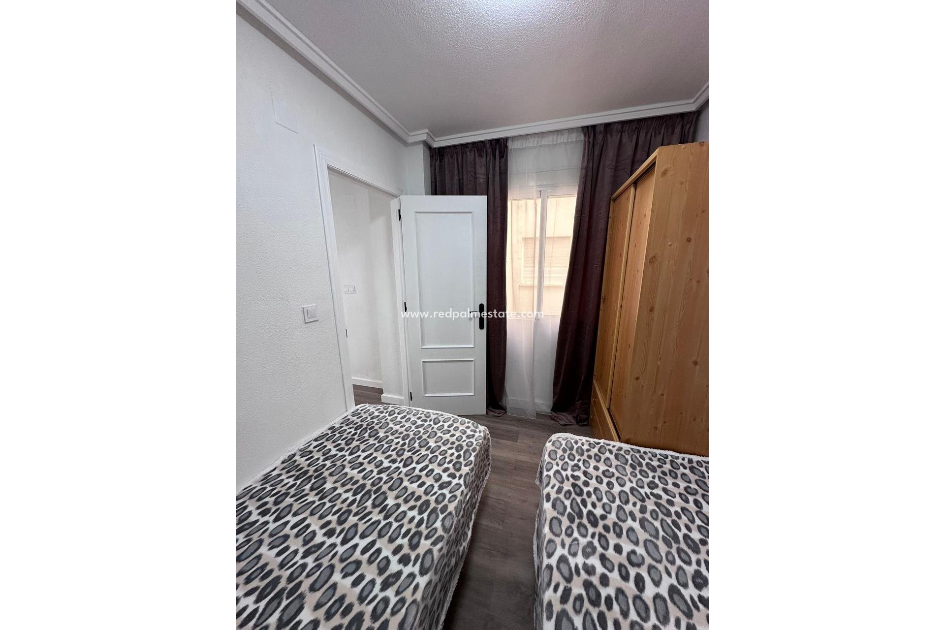 Revente - Appartements -
Torrevieja - Centro Torrevieja