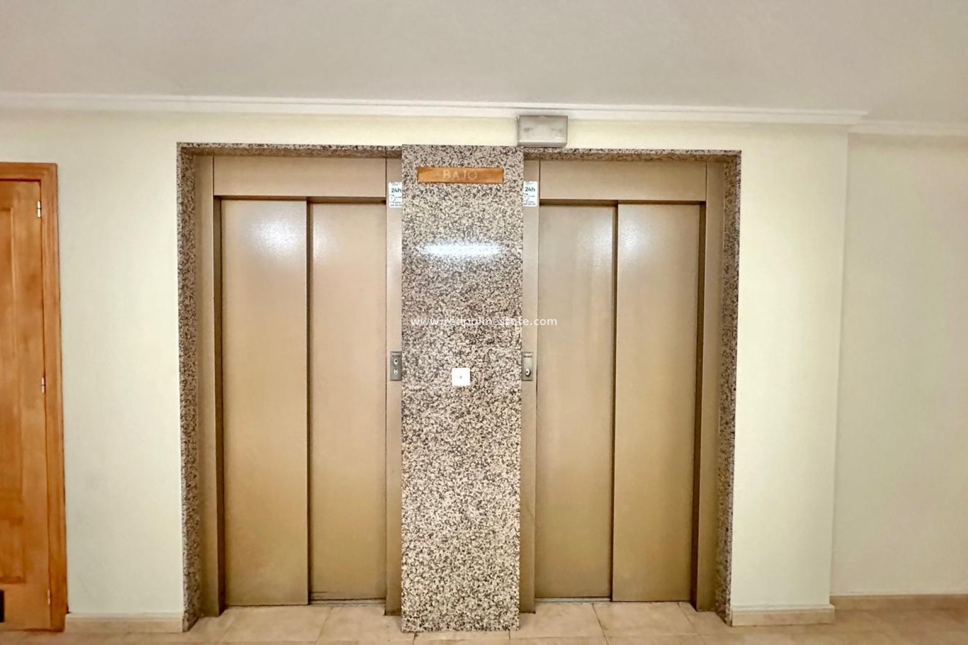 Revente - Appartements -
Torrevieja - Centro Torrevieja