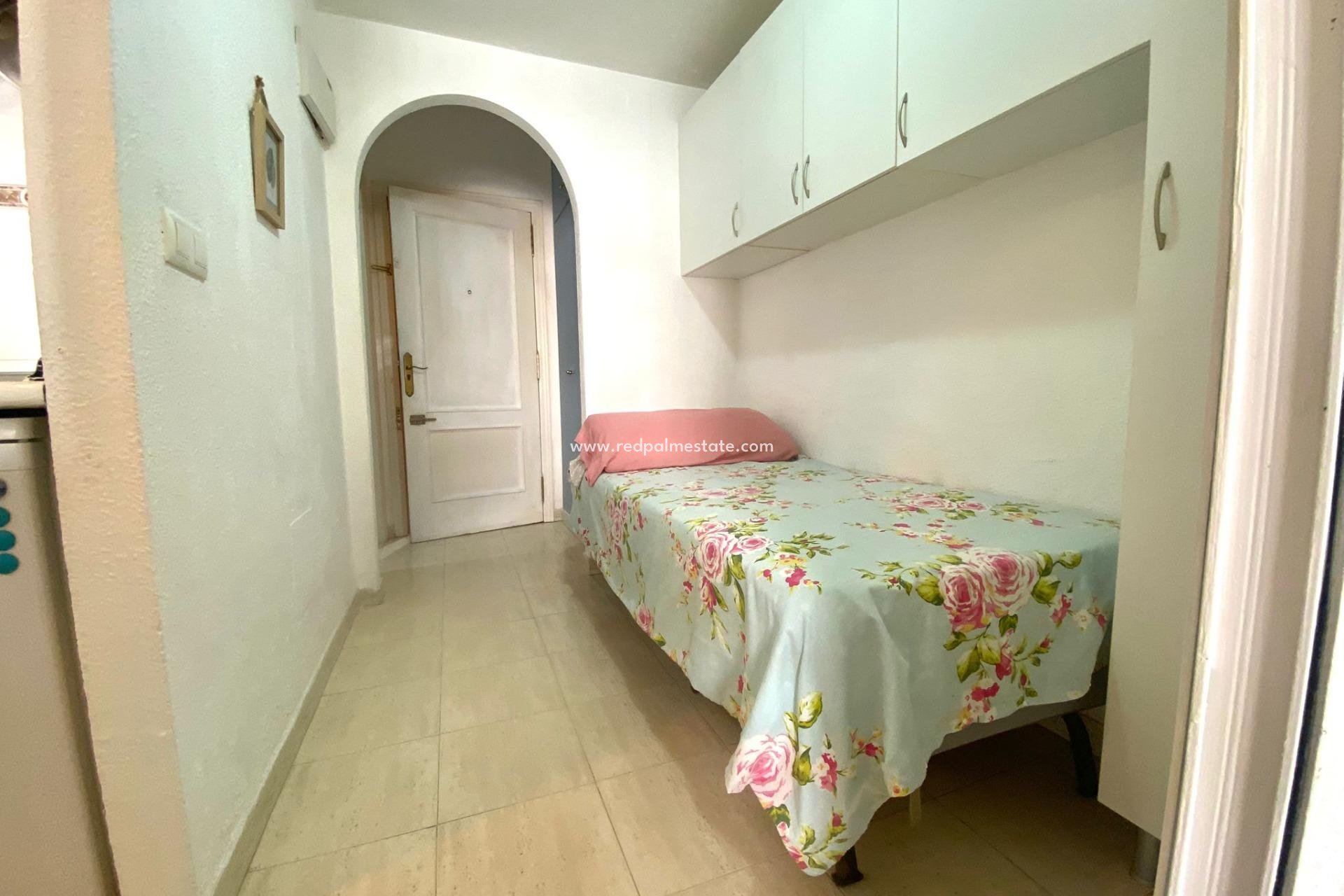 Revente - Appartements -
Torrevieja - Centro Torrevieja