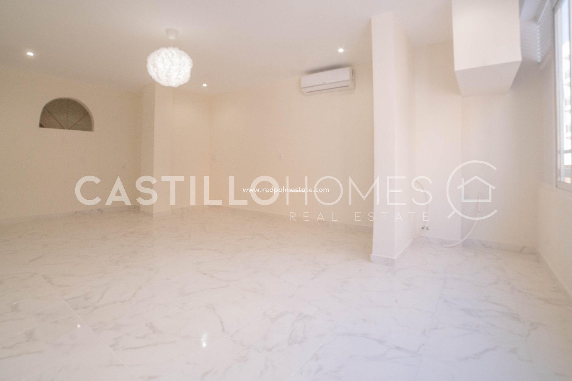 Revente - Appartements -
Torrevieja - Centro Torrevieja