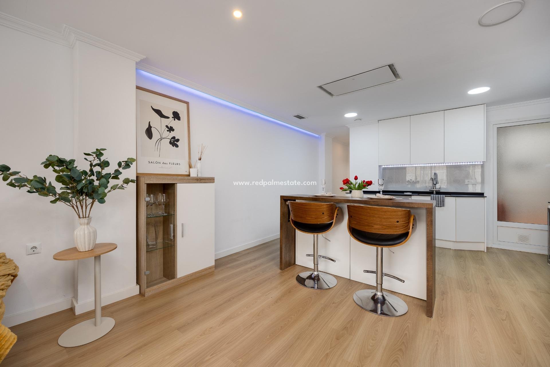 Revente - Appartements -
Torrevieja - Centro Torrevieja