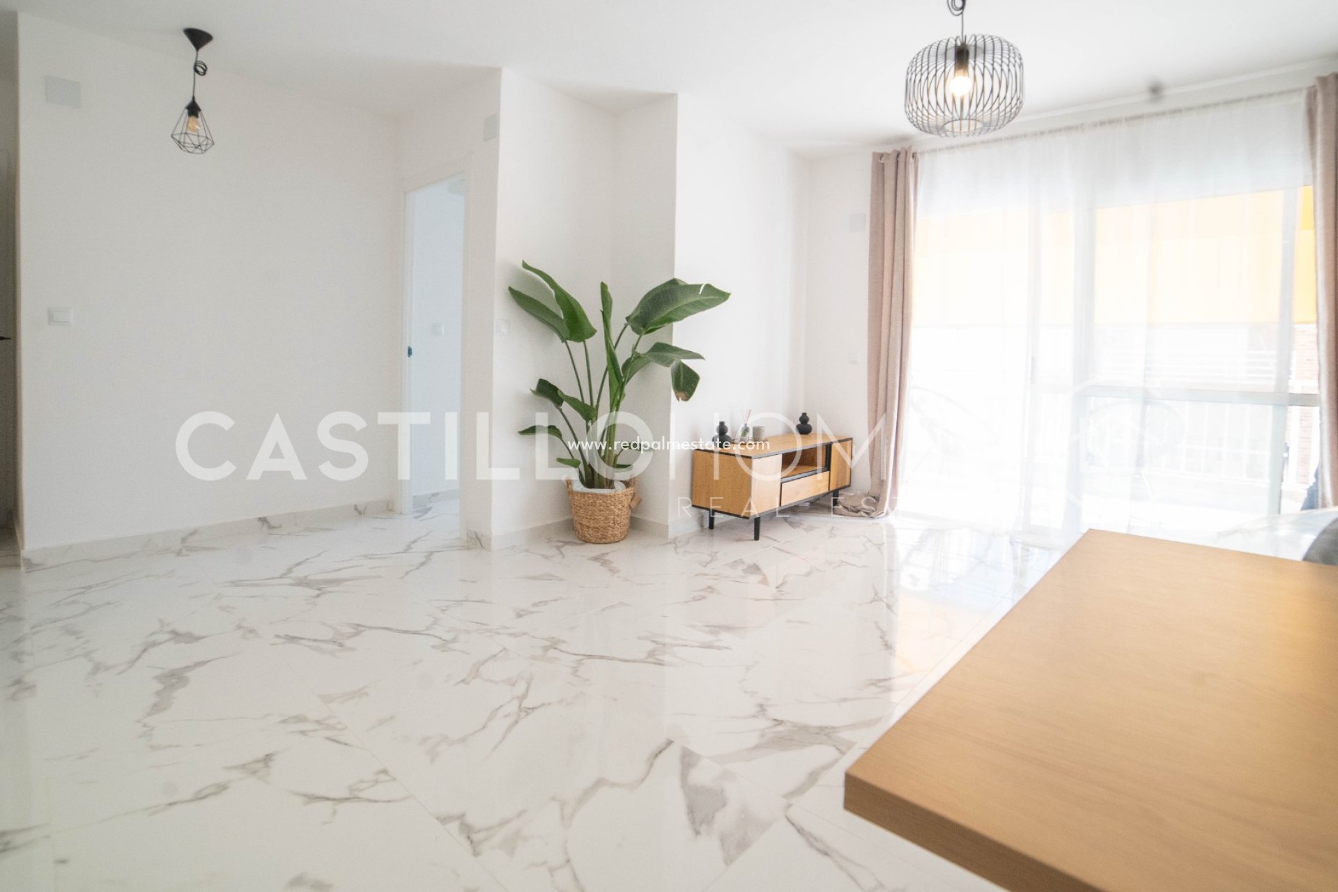 Revente - Appartements -
Torrevieja - Centro Torrevieja