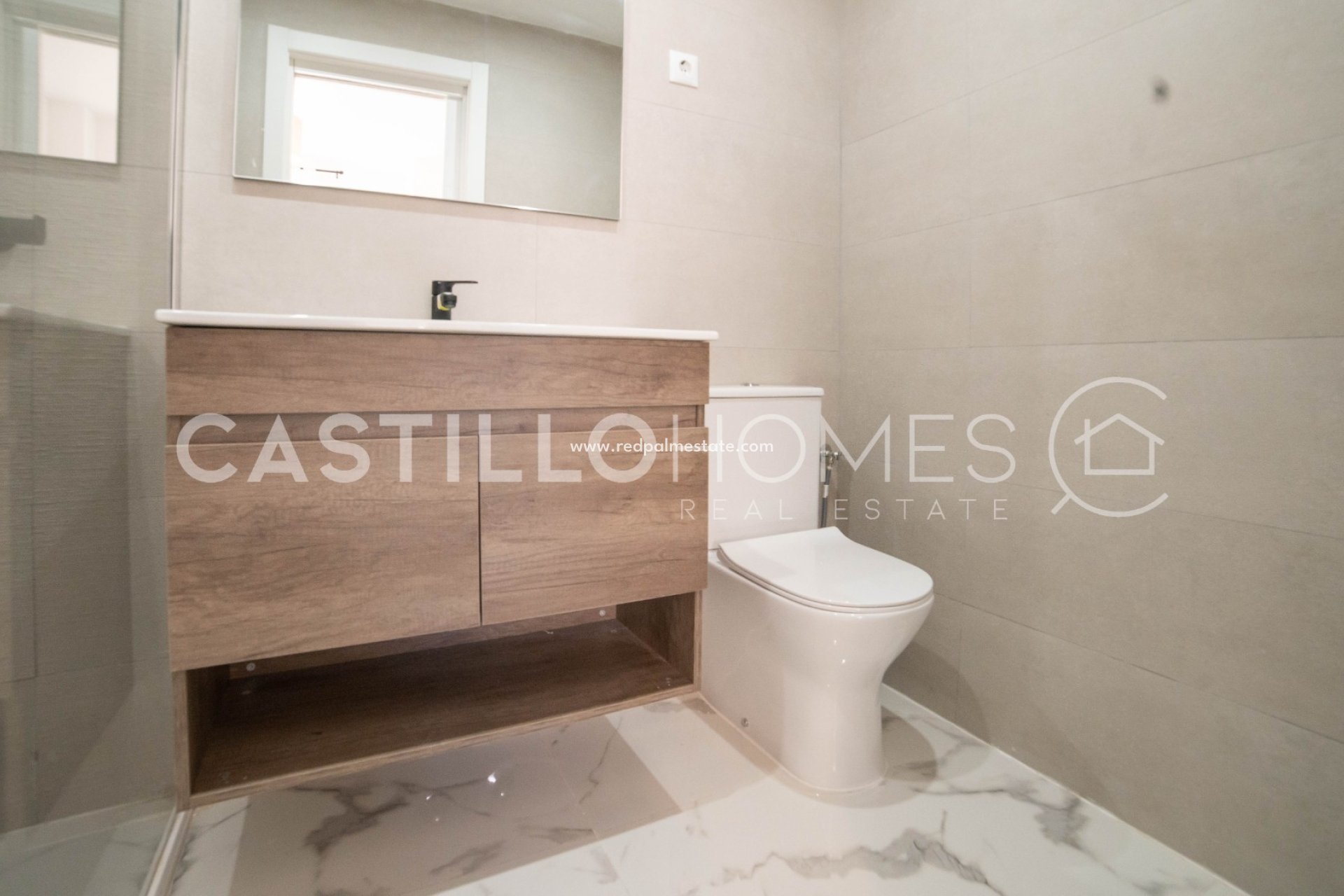 Revente - Appartements -
Torrevieja - Centro Torrevieja