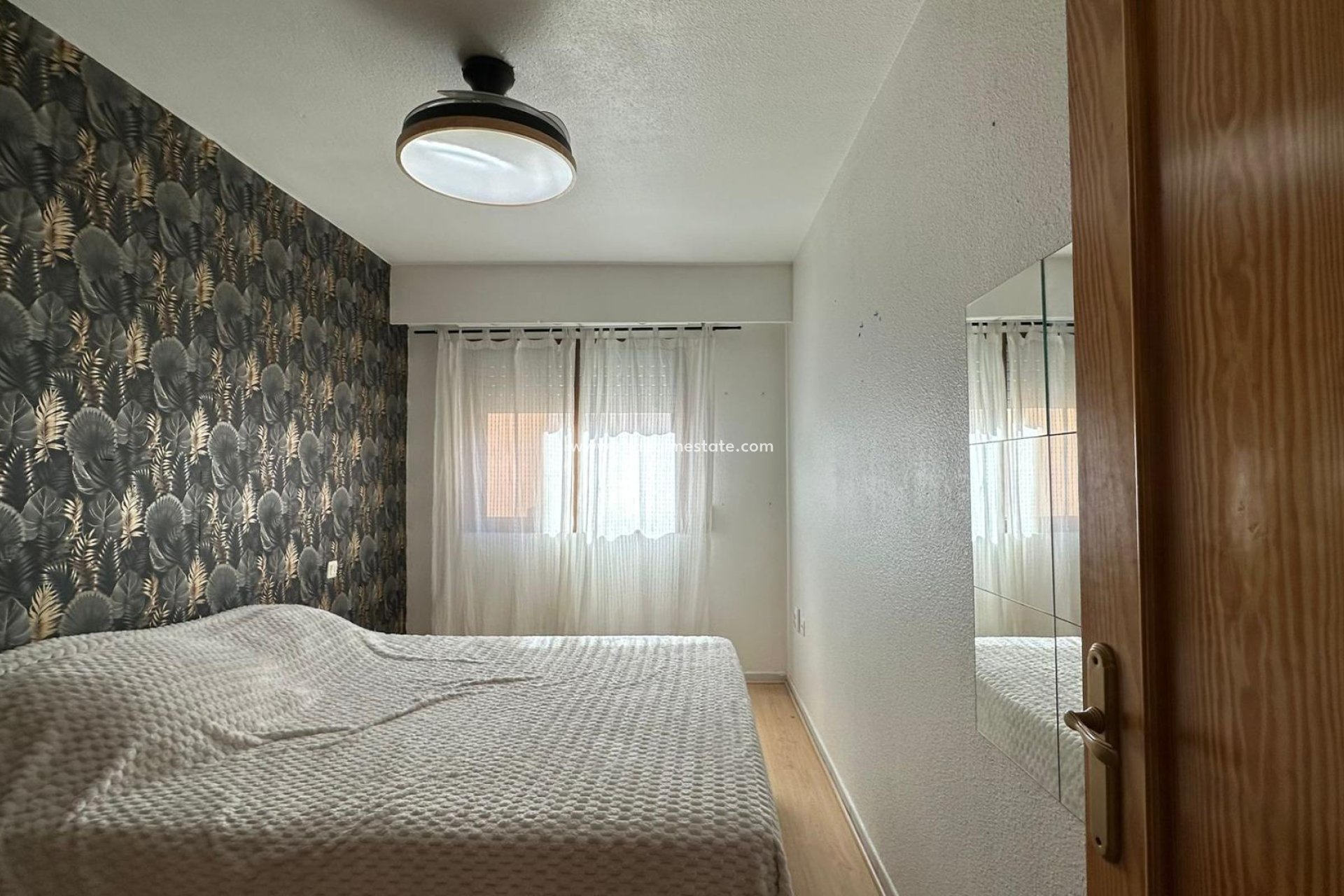 Revente - Appartements -
Torrevieja - Centro Torrevieja