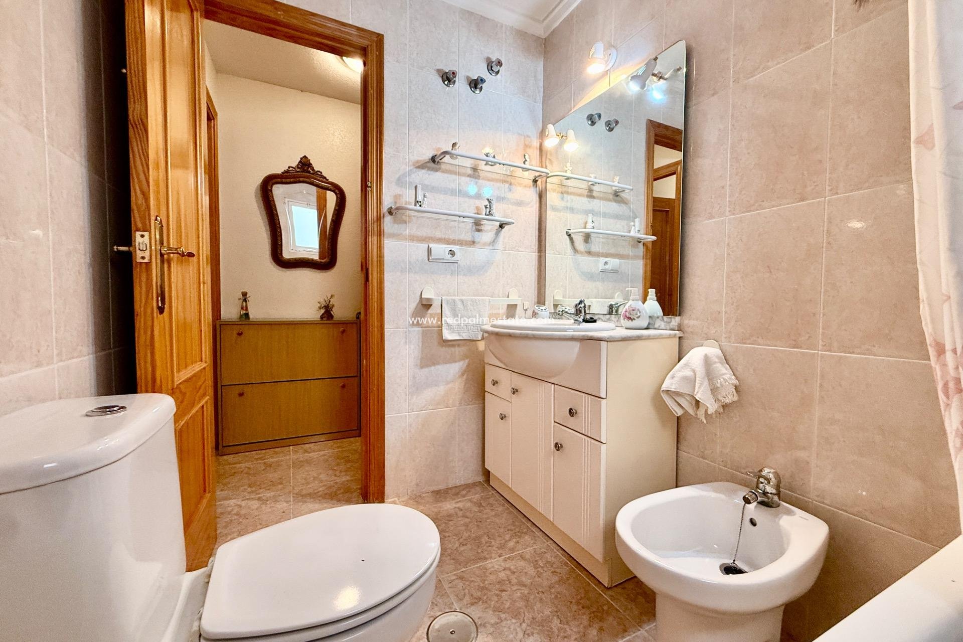 Revente - Appartements -
Torrevieja - Centro Torrevieja