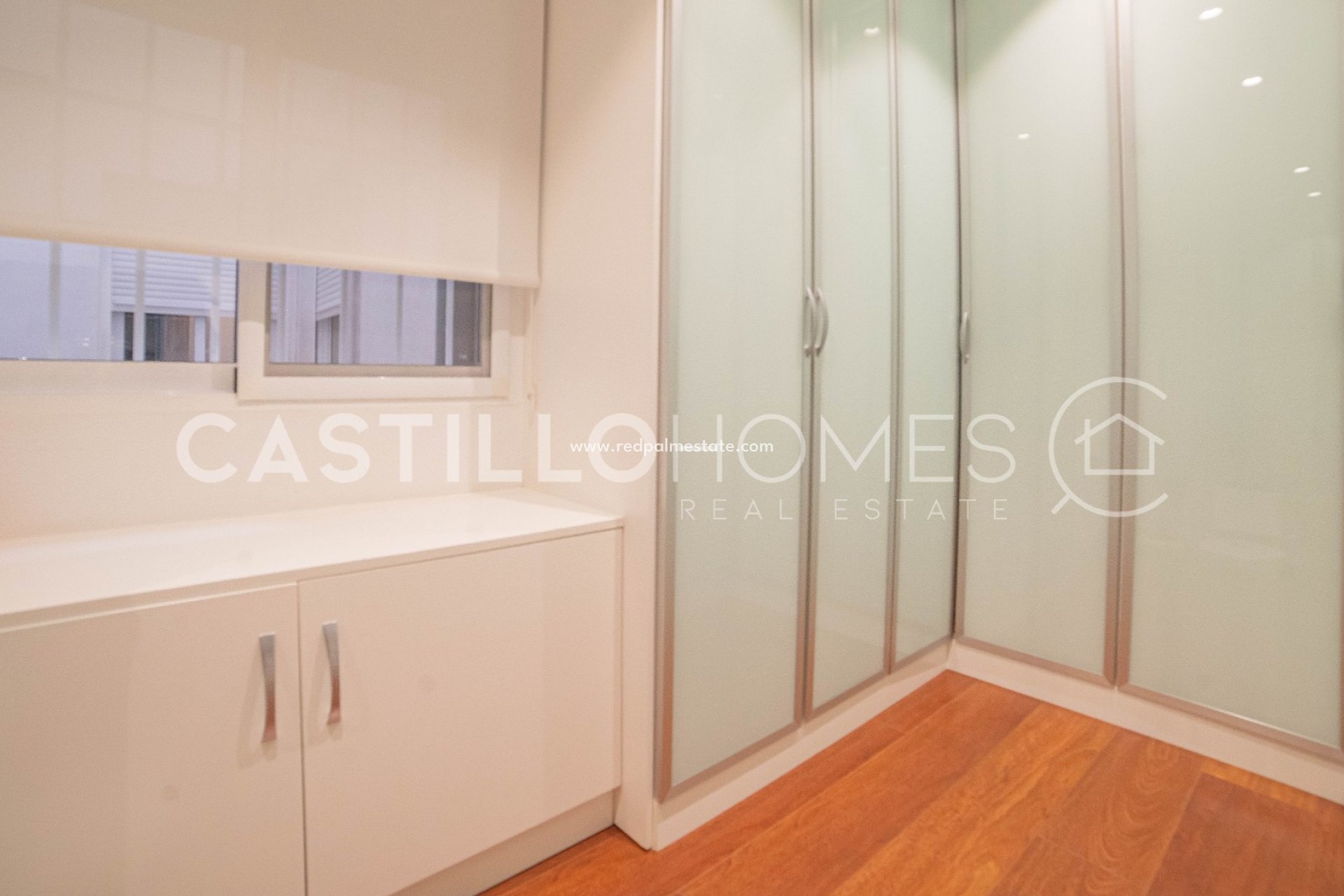 Revente - Appartements -
Torrevieja - Centro Torrevieja