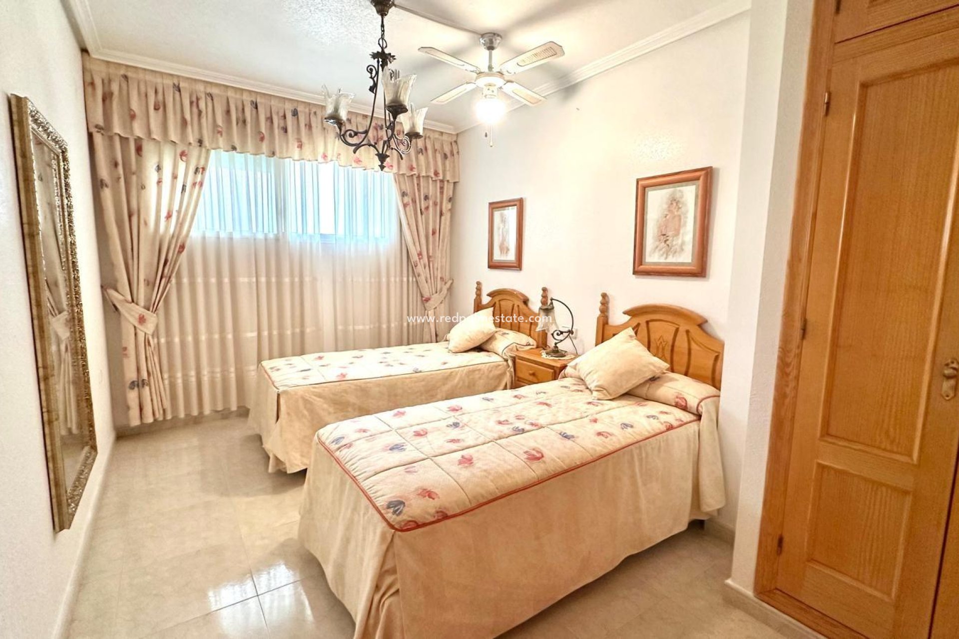 Revente - Appartements -
Torrevieja - Centro Torrevieja