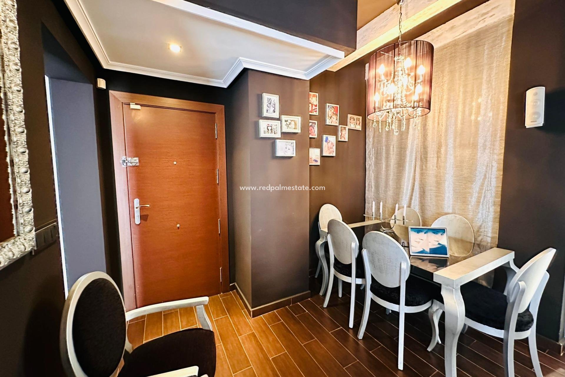 Revente - Appartements -
Torrevieja - Centro Torrevieja