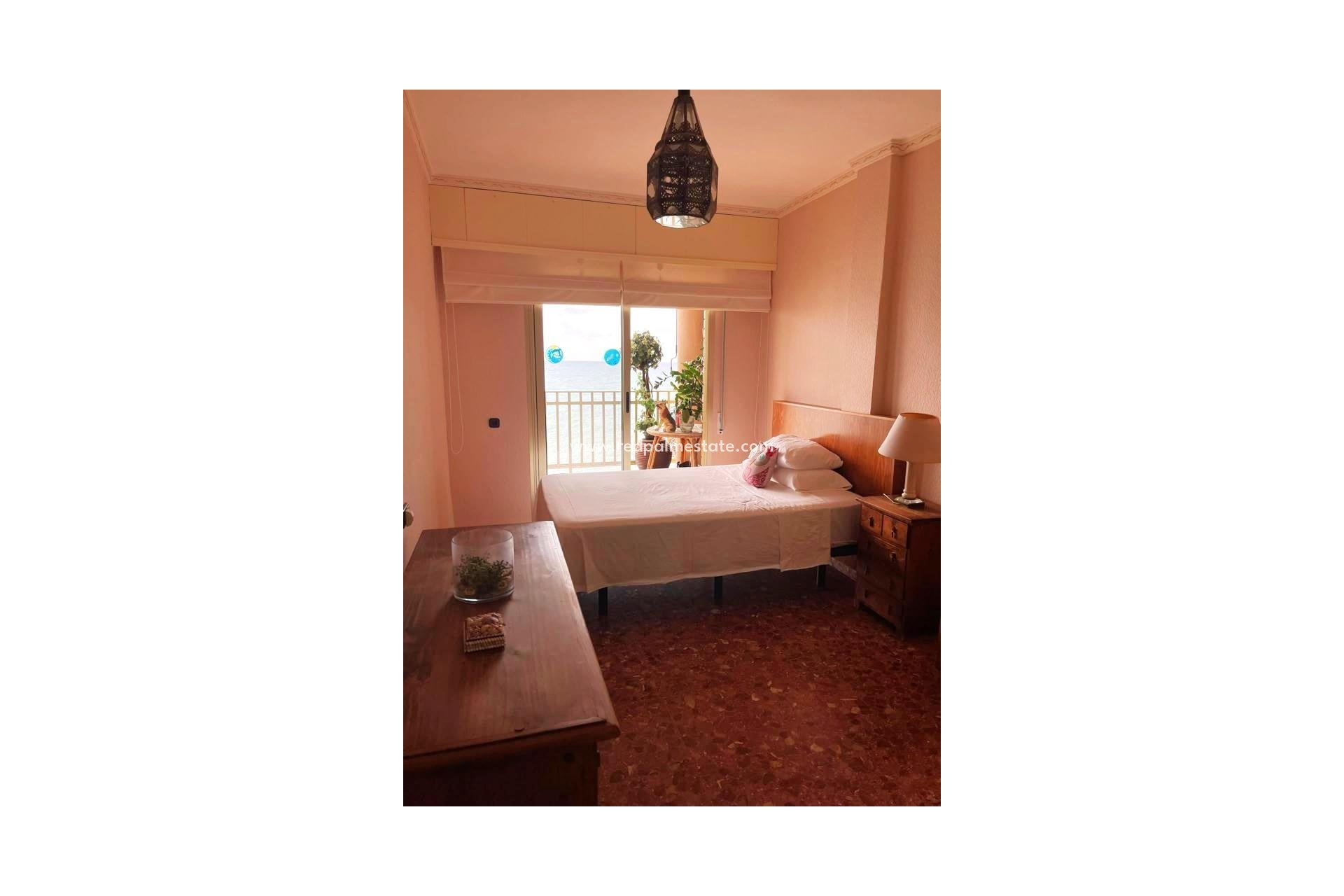 Revente - Appartements -
Torrevieja - Centro Torrevieja