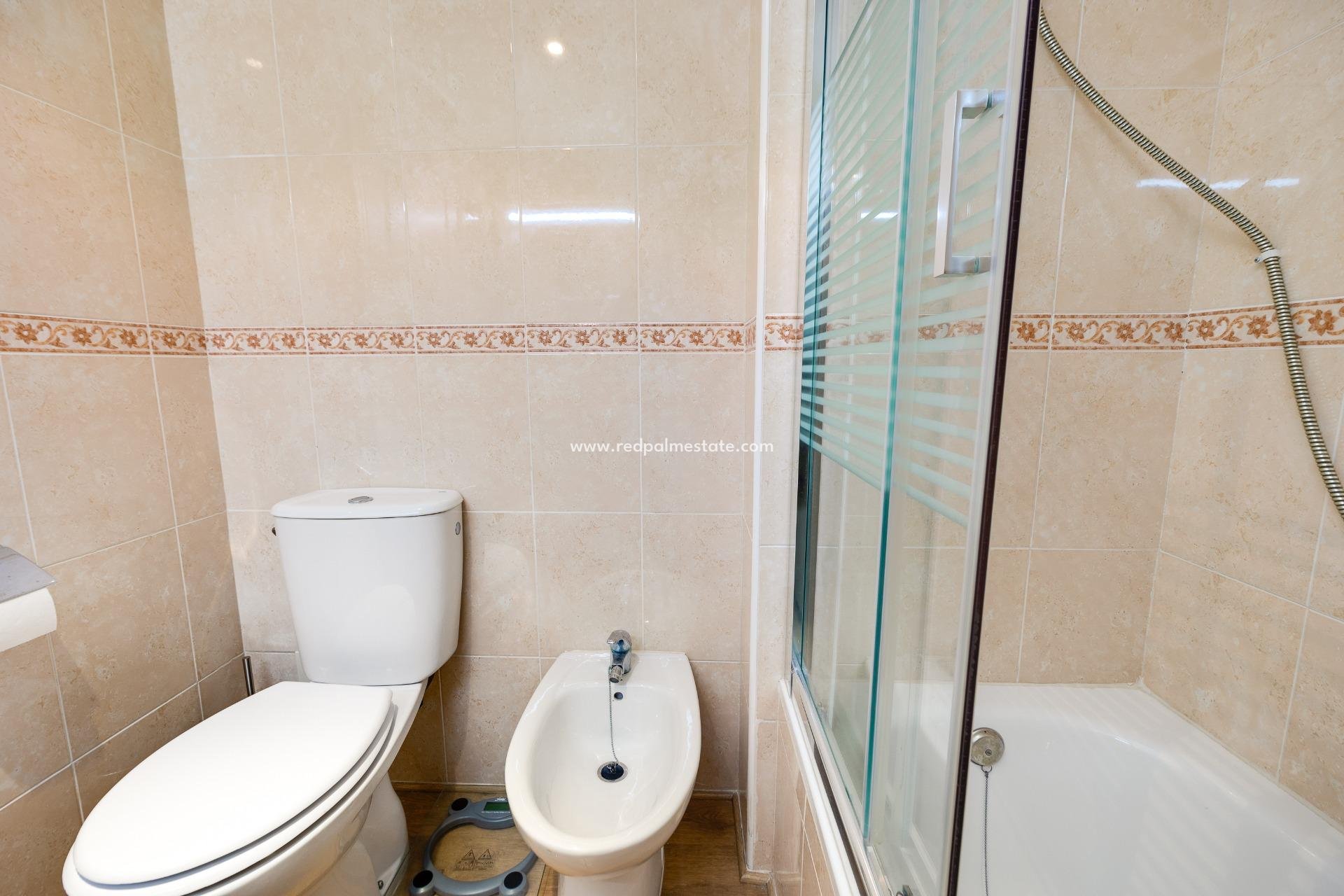 Revente - Appartements -
Torrevieja - Centro Torrevieja