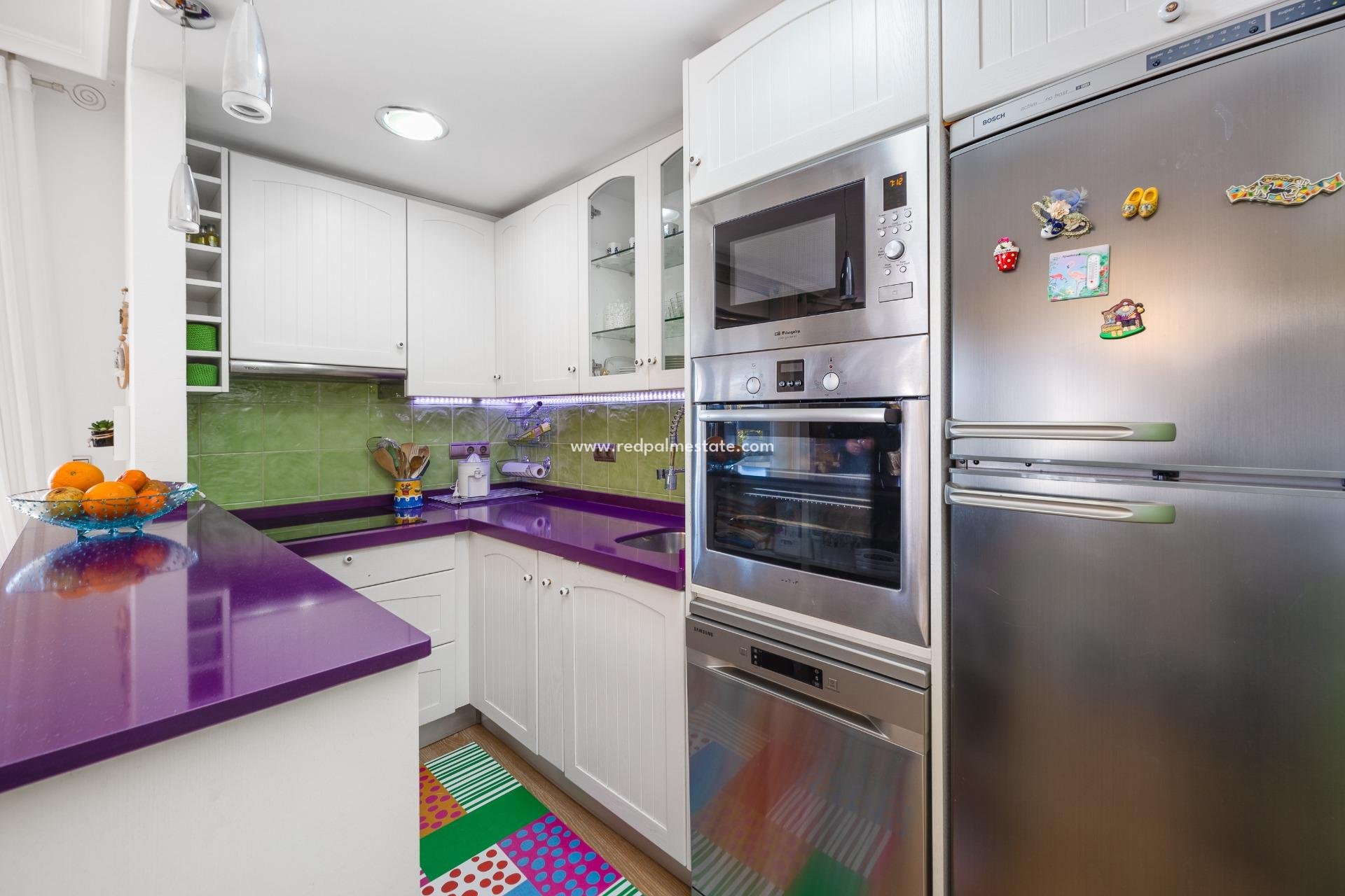 Revente - Appartements -
Torrevieja - Centro Torrevieja