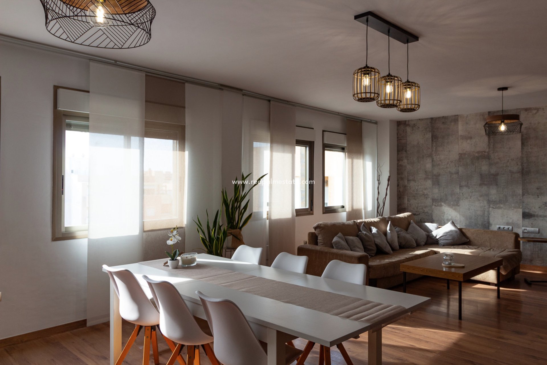 Revente - Appartements -
Torrevieja - Centro Torrevieja