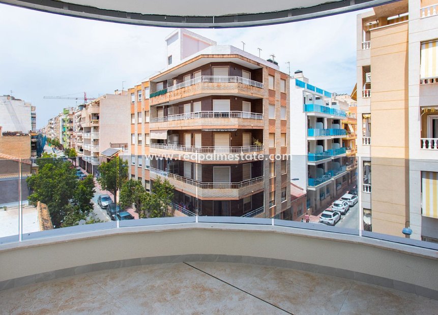 Revente - Appartements -
Torrevieja - Centro Torrevieja