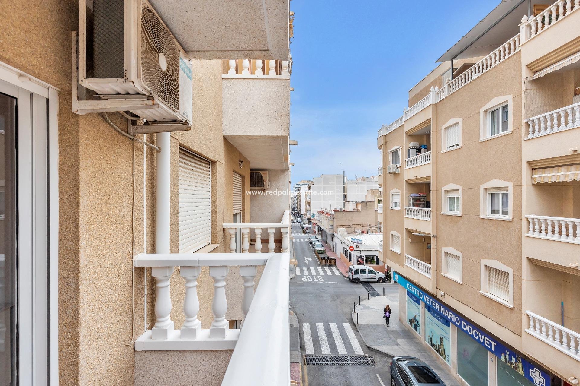 Revente - Appartements -
Torrevieja - Centro Torrevieja