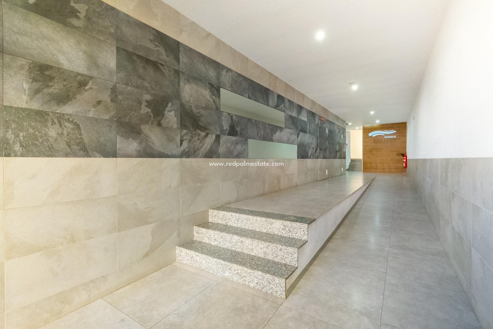 Revente - Appartements -
Torrevieja - Centro Torrevieja