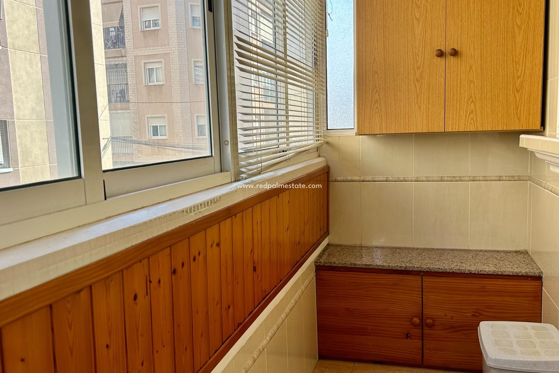 Revente - Appartements -
Torrevieja - Centro Torrevieja