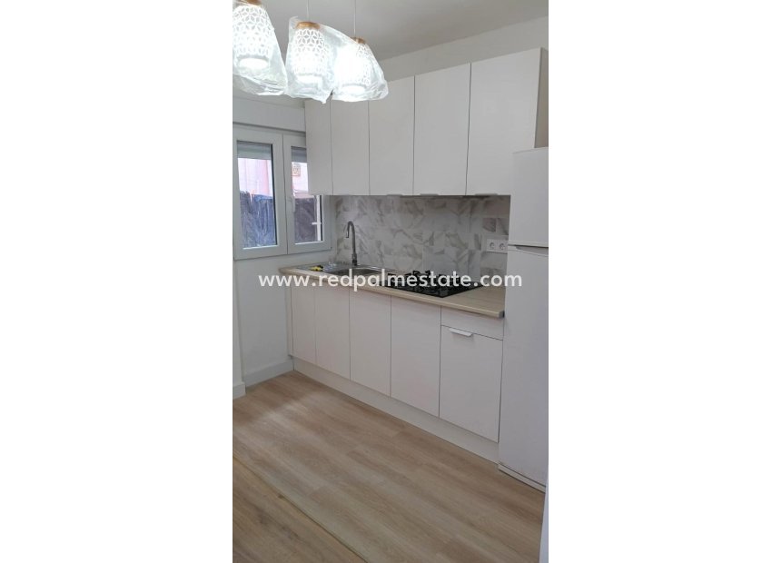 Revente - Appartements -
Torrevieja - Centro Torrevieja