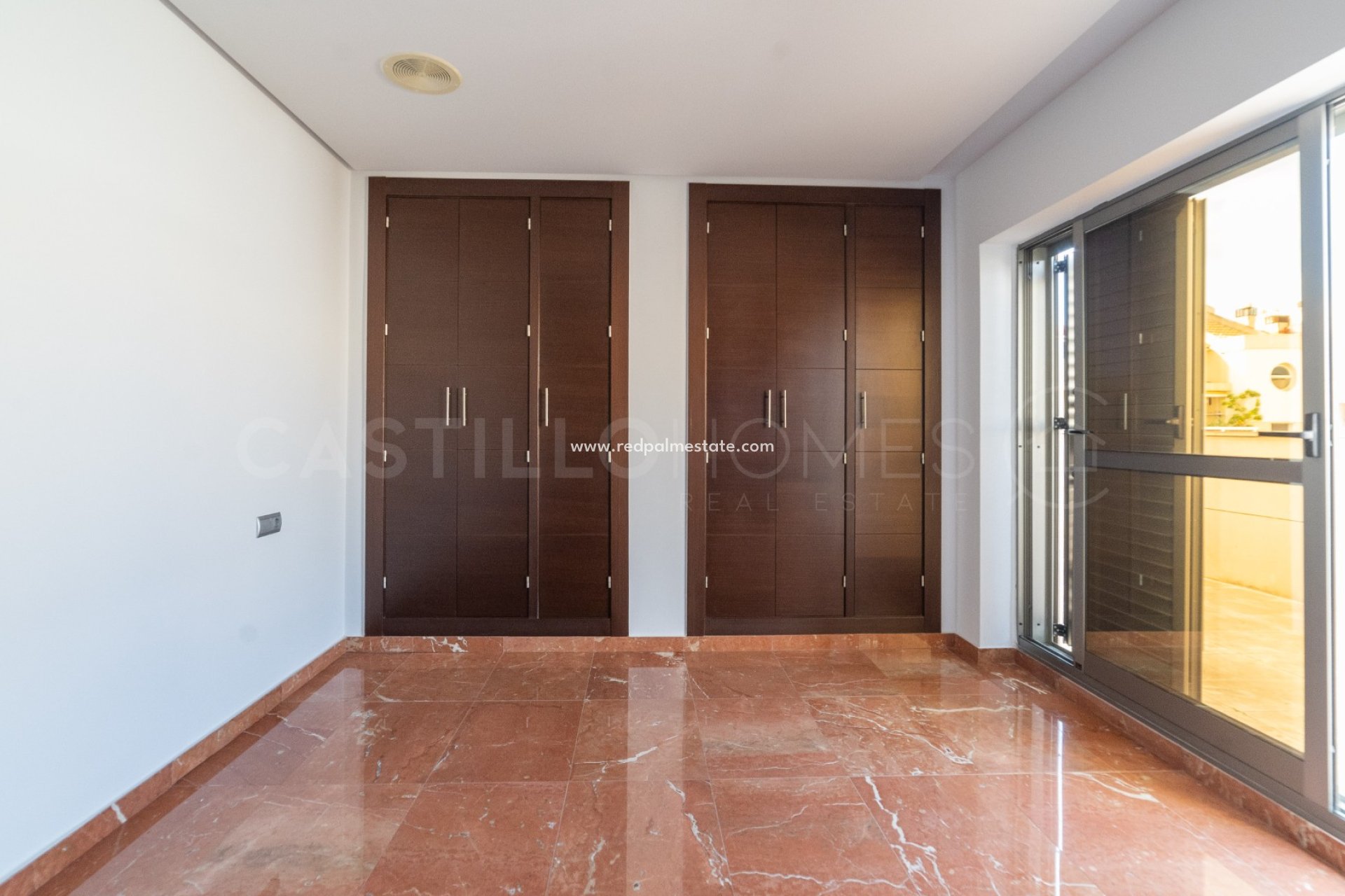 Revente - Appartements -
Torrevieja - Centro