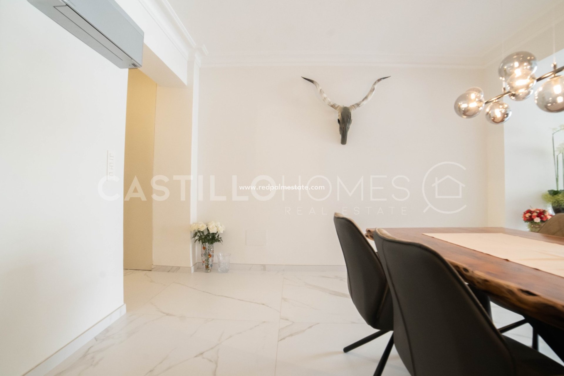 Revente - Appartements -
Torrevieja - Centro