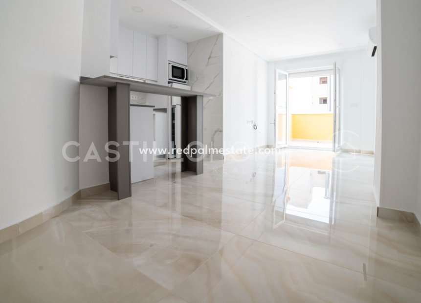 Revente - Appartements -
Torrevieja - Centro