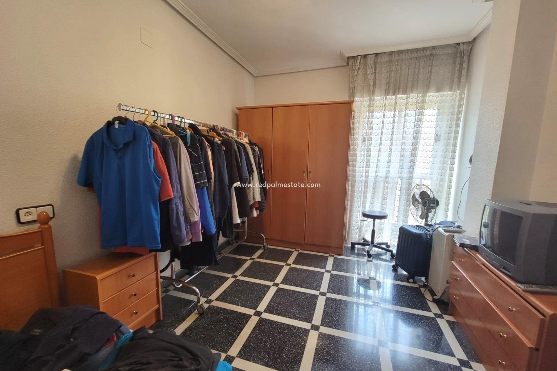 Revente - Appartements -
Torrevieja - Centro