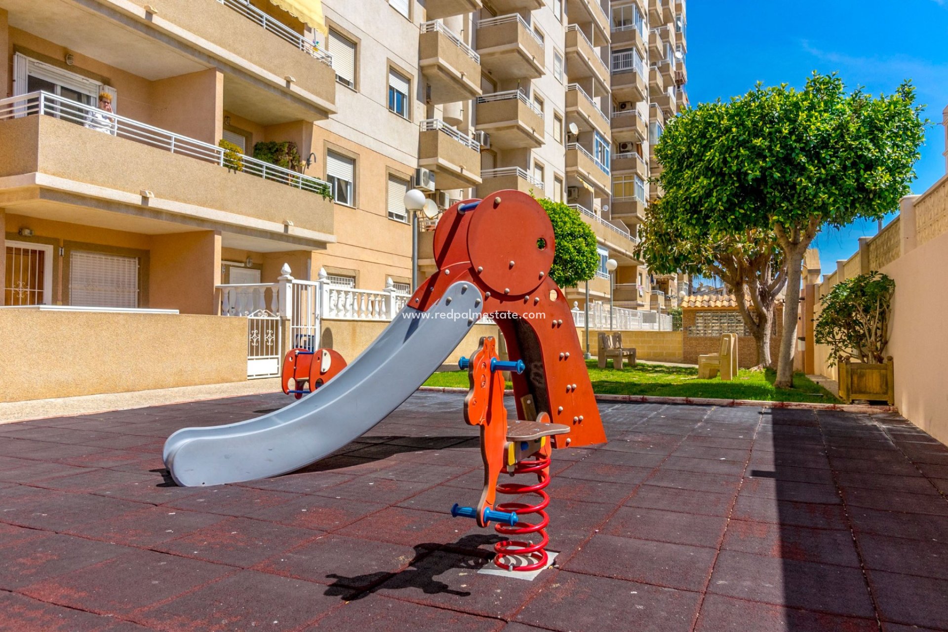 Revente - Appartements -
Torrevieja - Centro