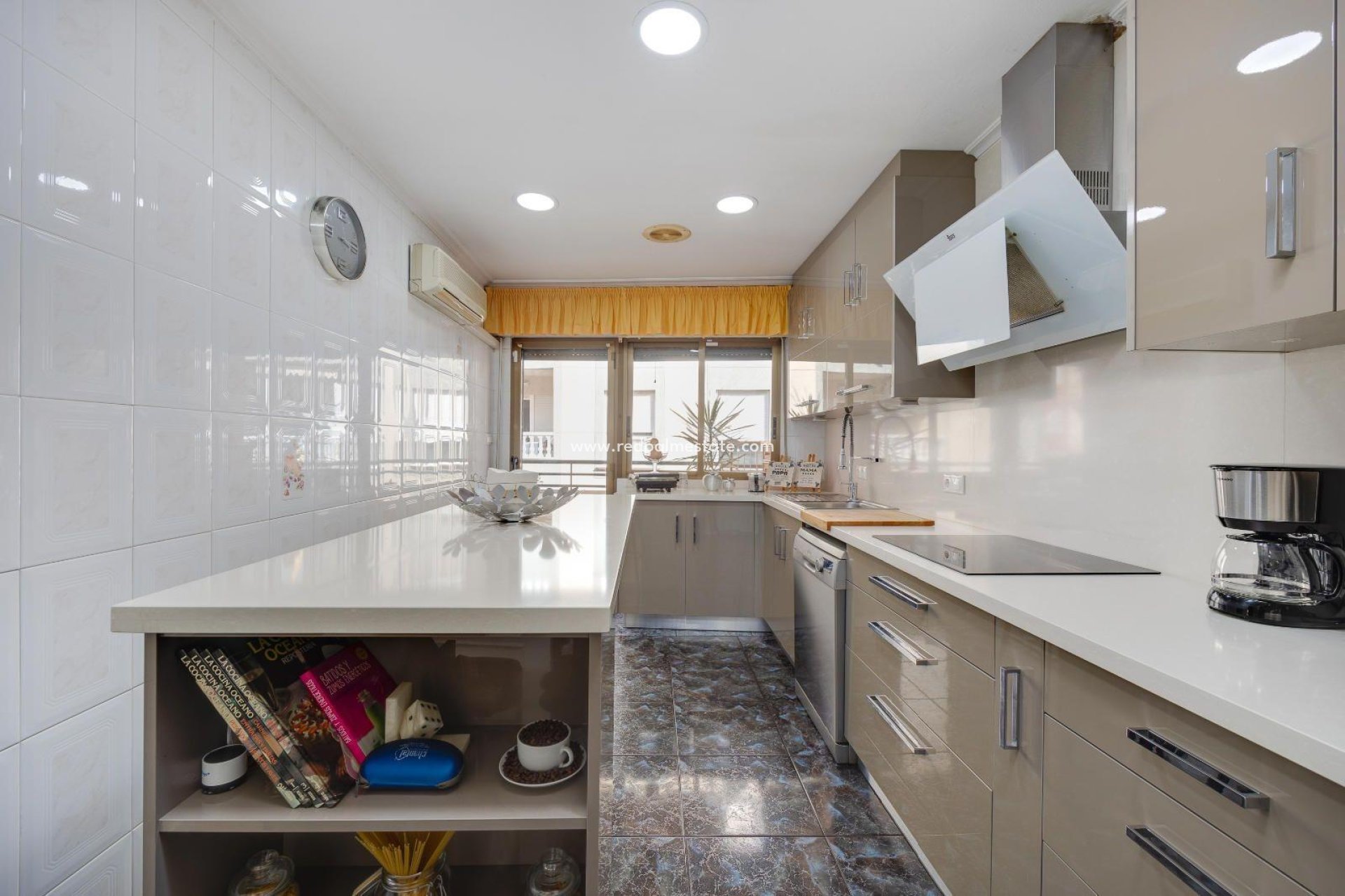 Revente - Appartements -
Torrevieja - Centro