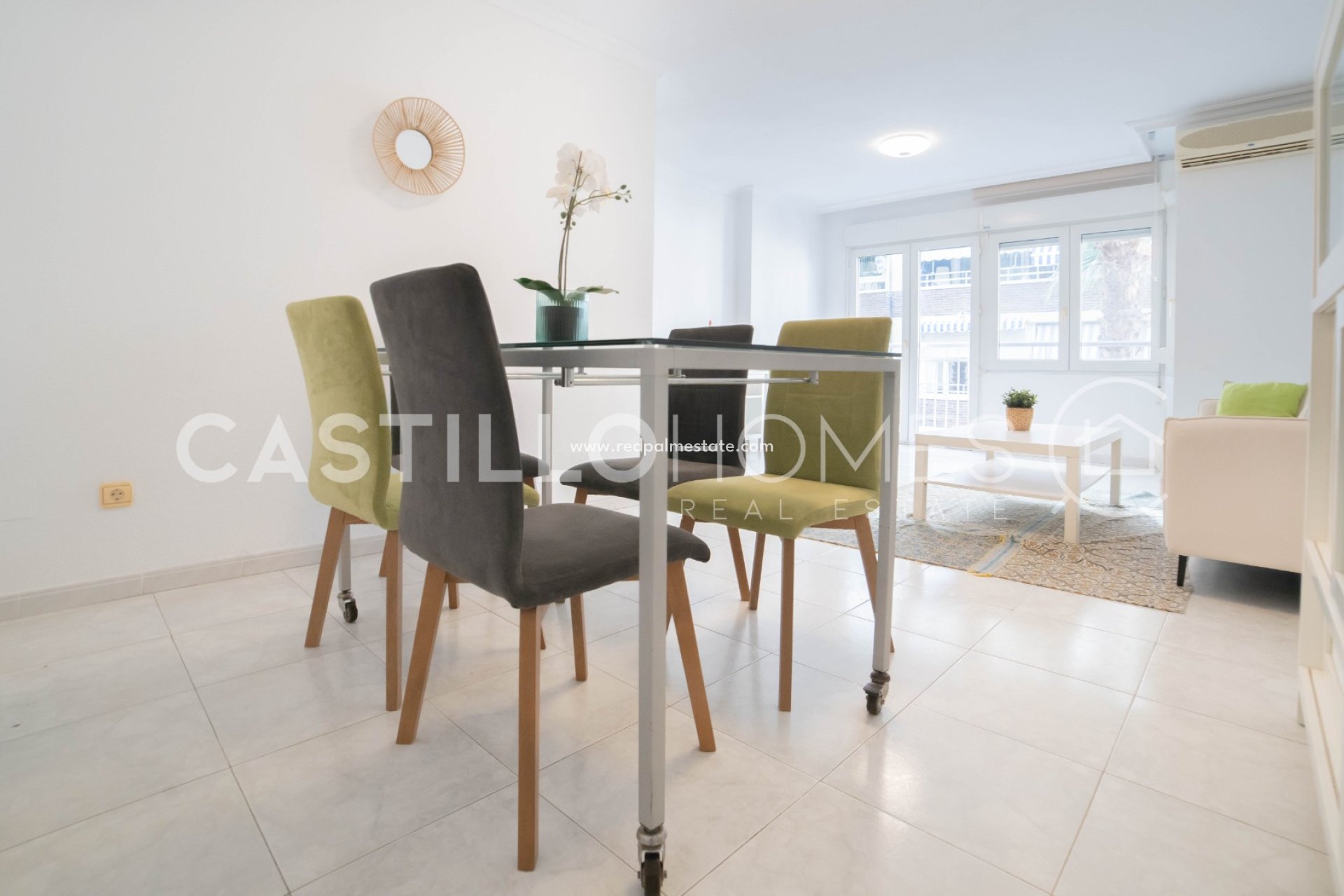 Revente - Appartements -
Torrevieja - Centro