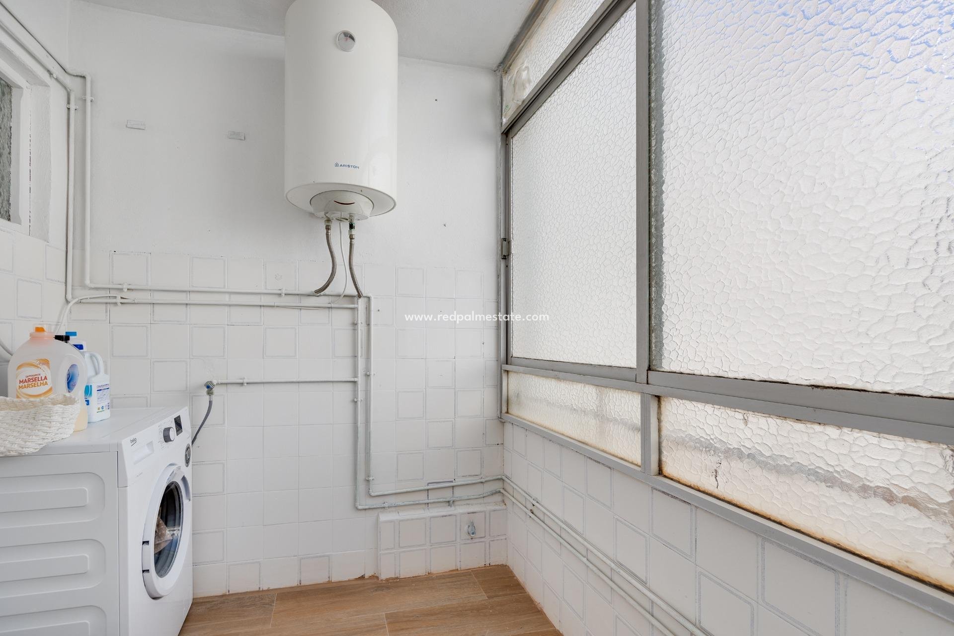 Revente - Appartements -
Torrevieja - Centro