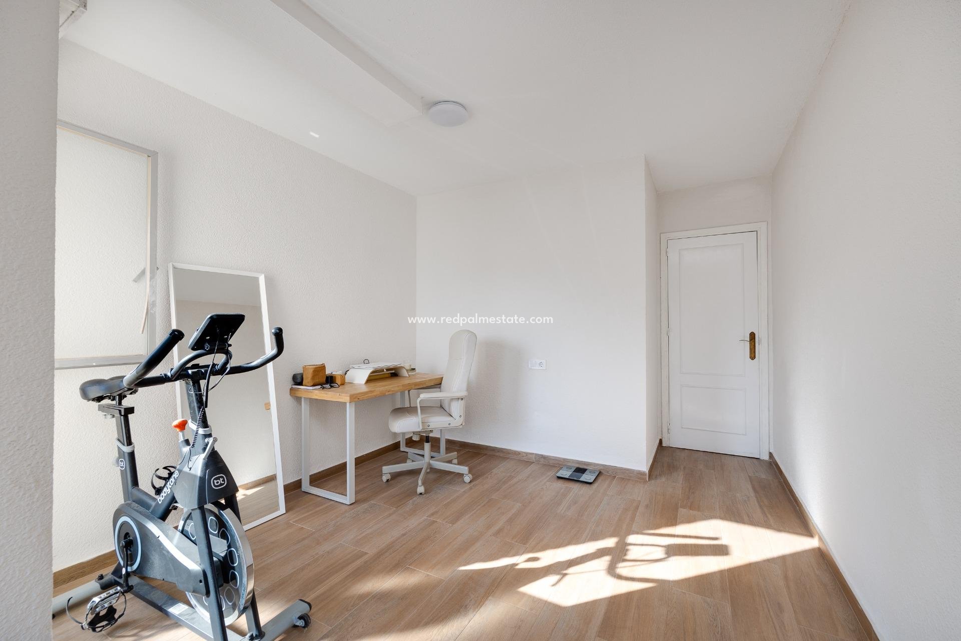 Revente - Appartements -
Torrevieja - Centro