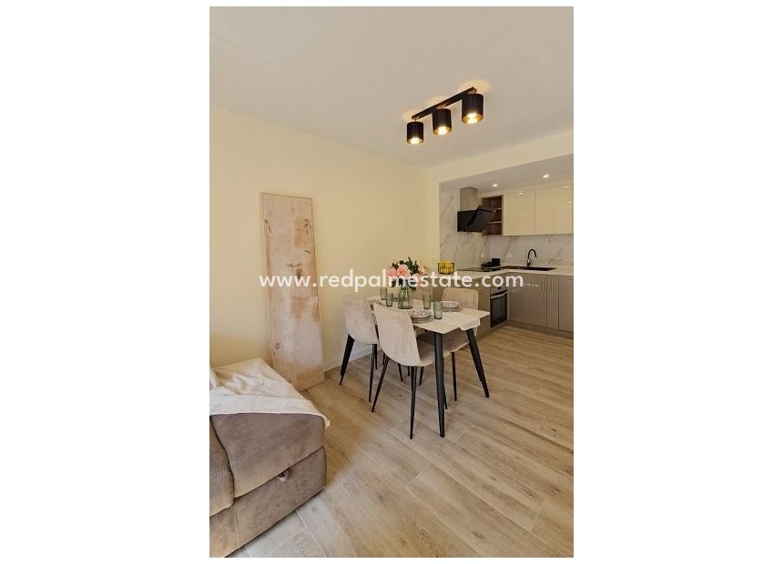 Revente - Appartements -
Torrevieja - Centro