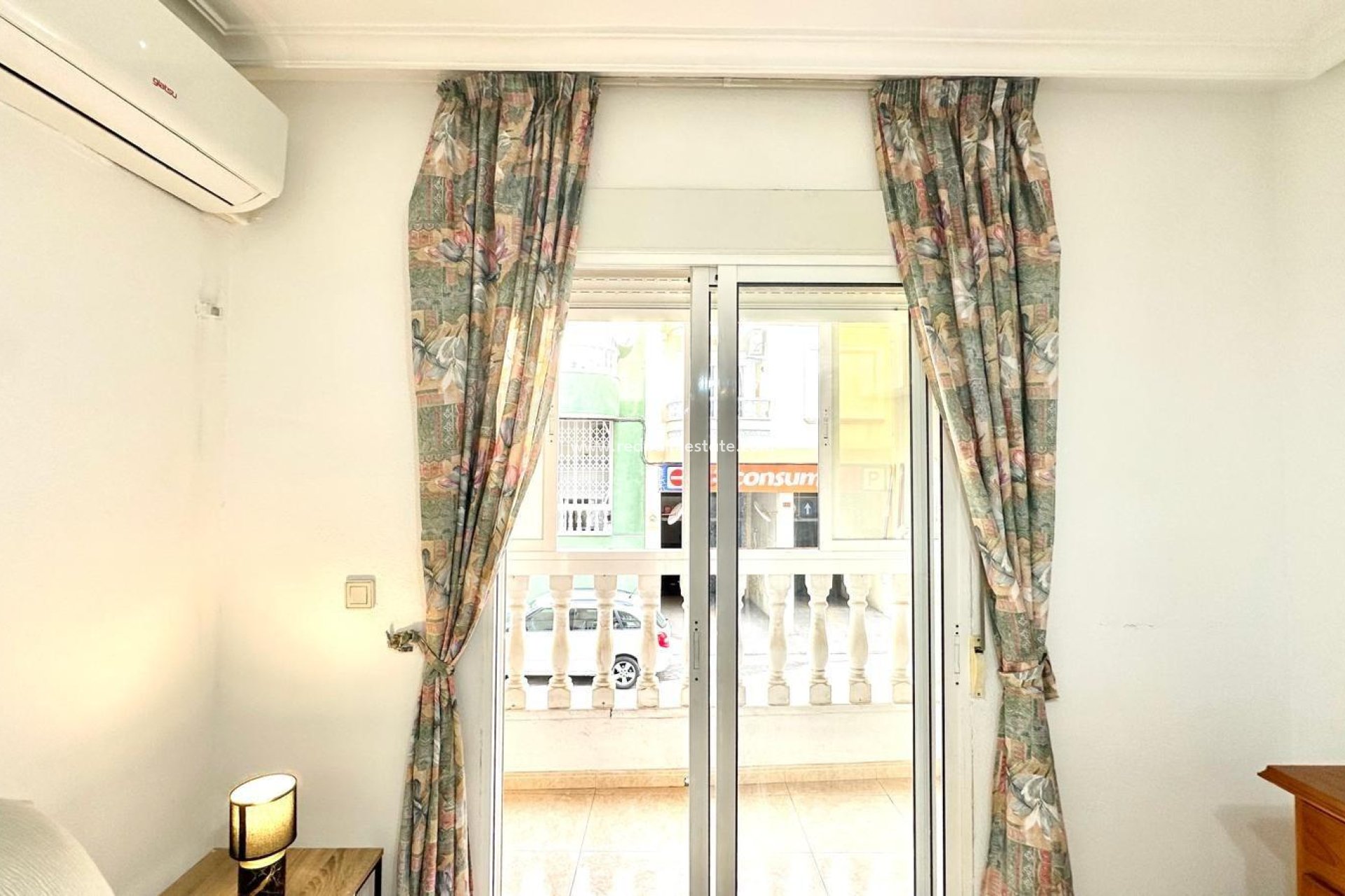 Revente - Appartements -
Torrevieja - Centro