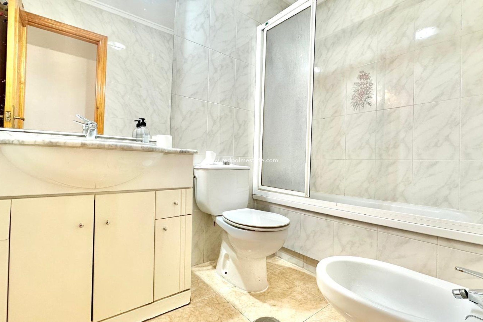 Revente - Appartements -
Torrevieja - Centro