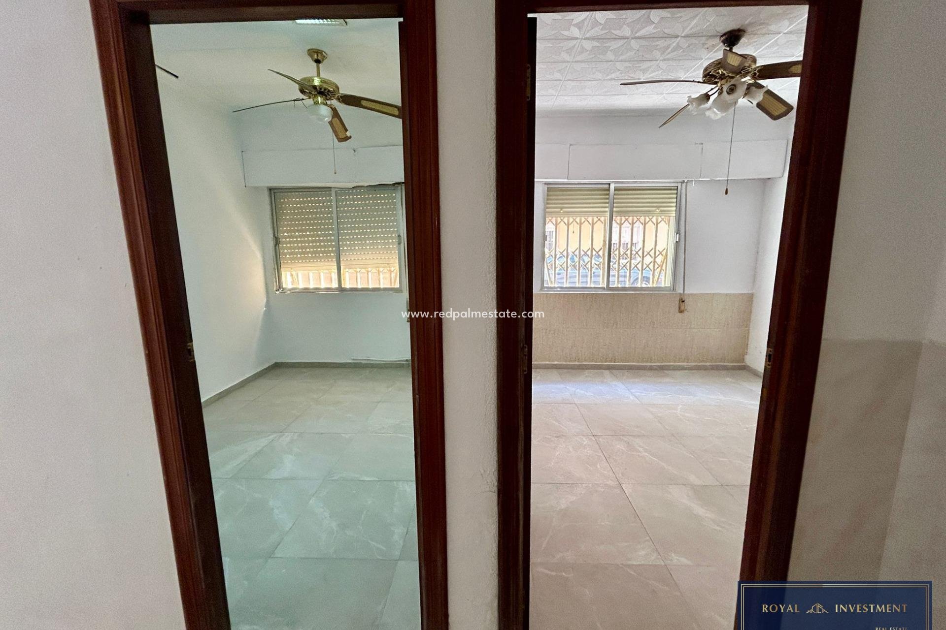 Revente - Appartements -
Torrevieja - Centro