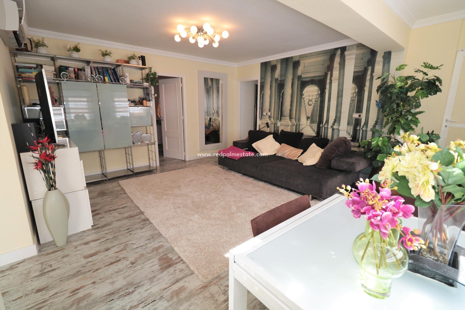 Revente - Appartements -
Torrevieja - El Acequión - Los Náufragos