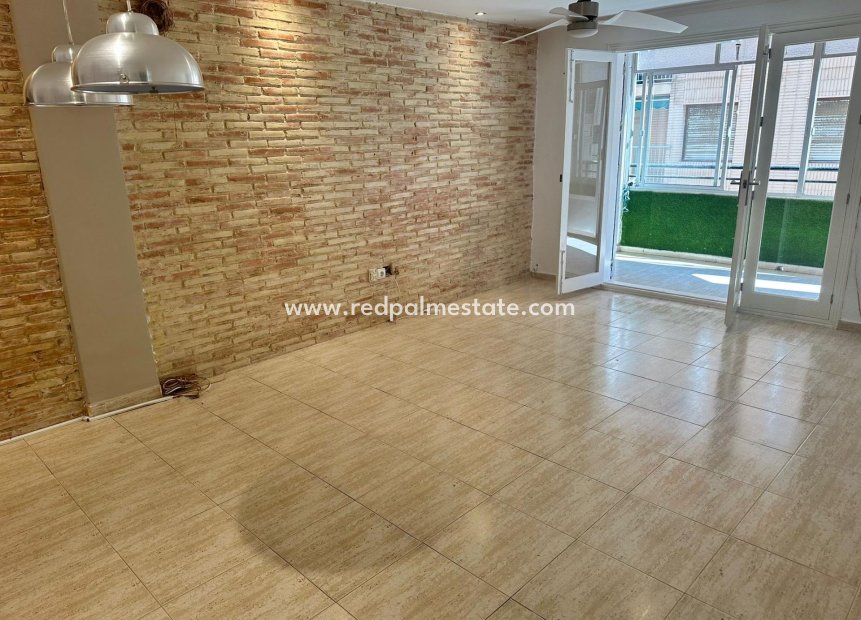 Revente - Appartements -
Torrevieja - El Acequión - Los Náufragos