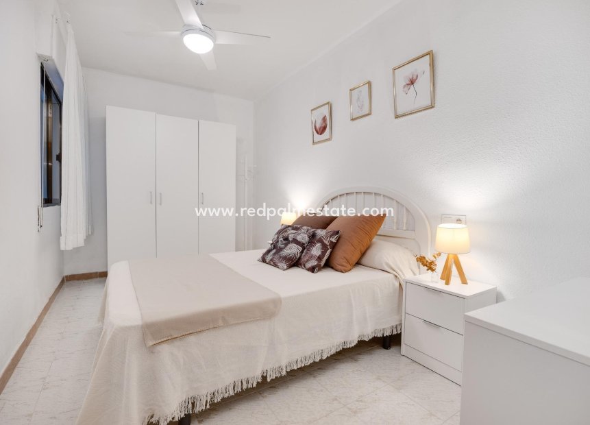 Revente - Appartements -
Torrevieja - Estacion de autobuses