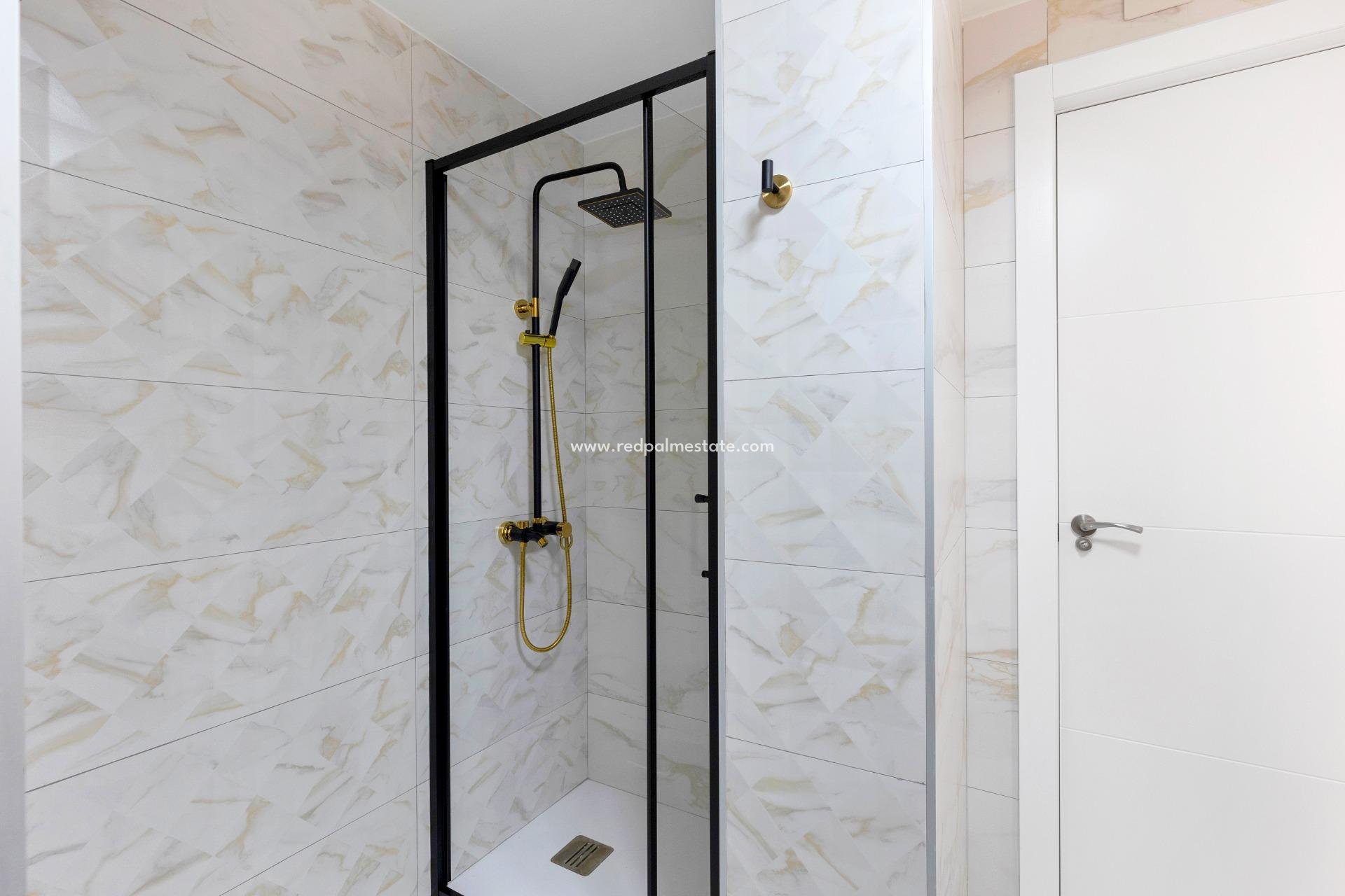 Revente - Appartements -
Torrevieja - La Mata