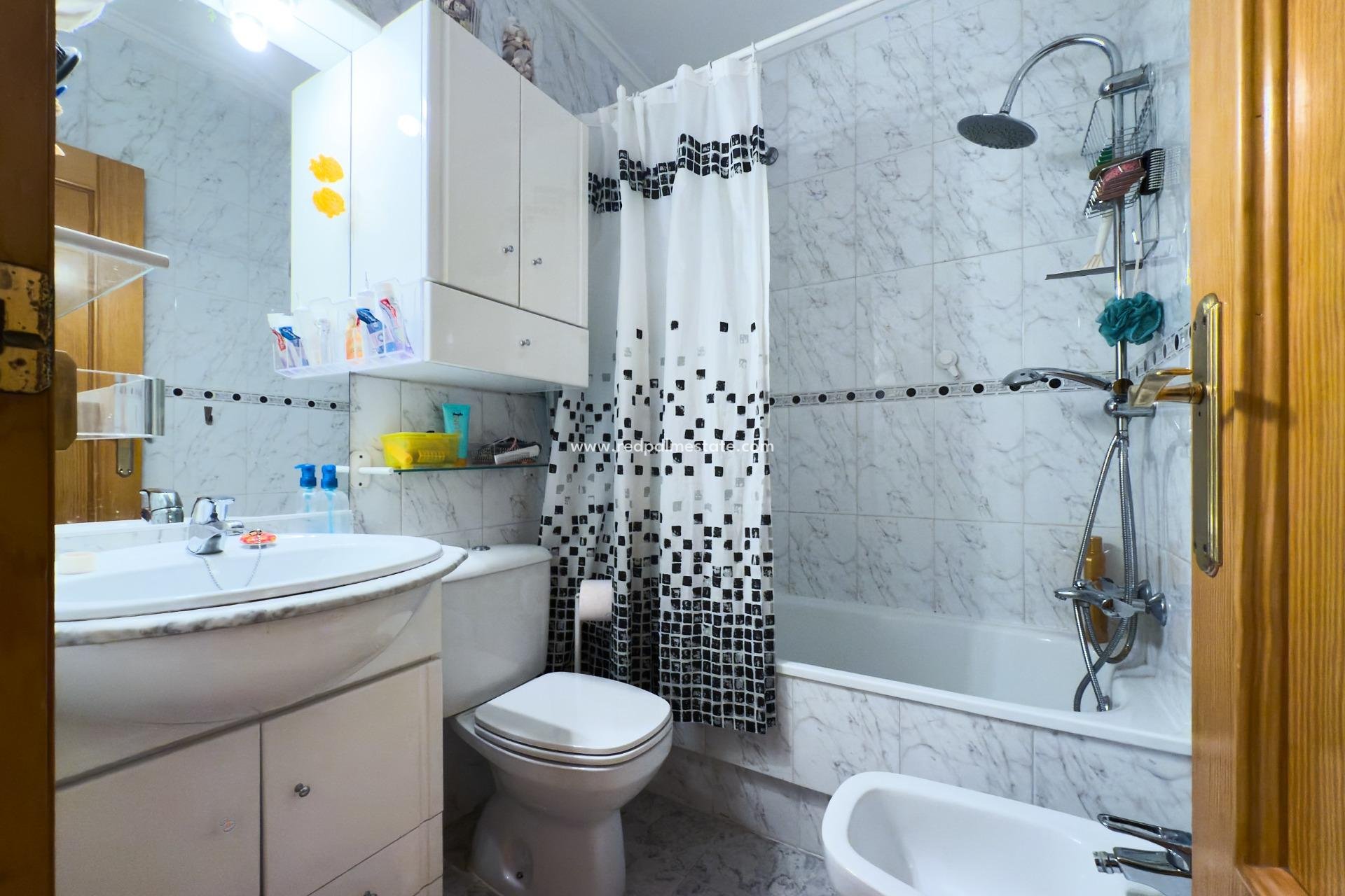 Revente - Appartements -
Torrevieja - La Mata