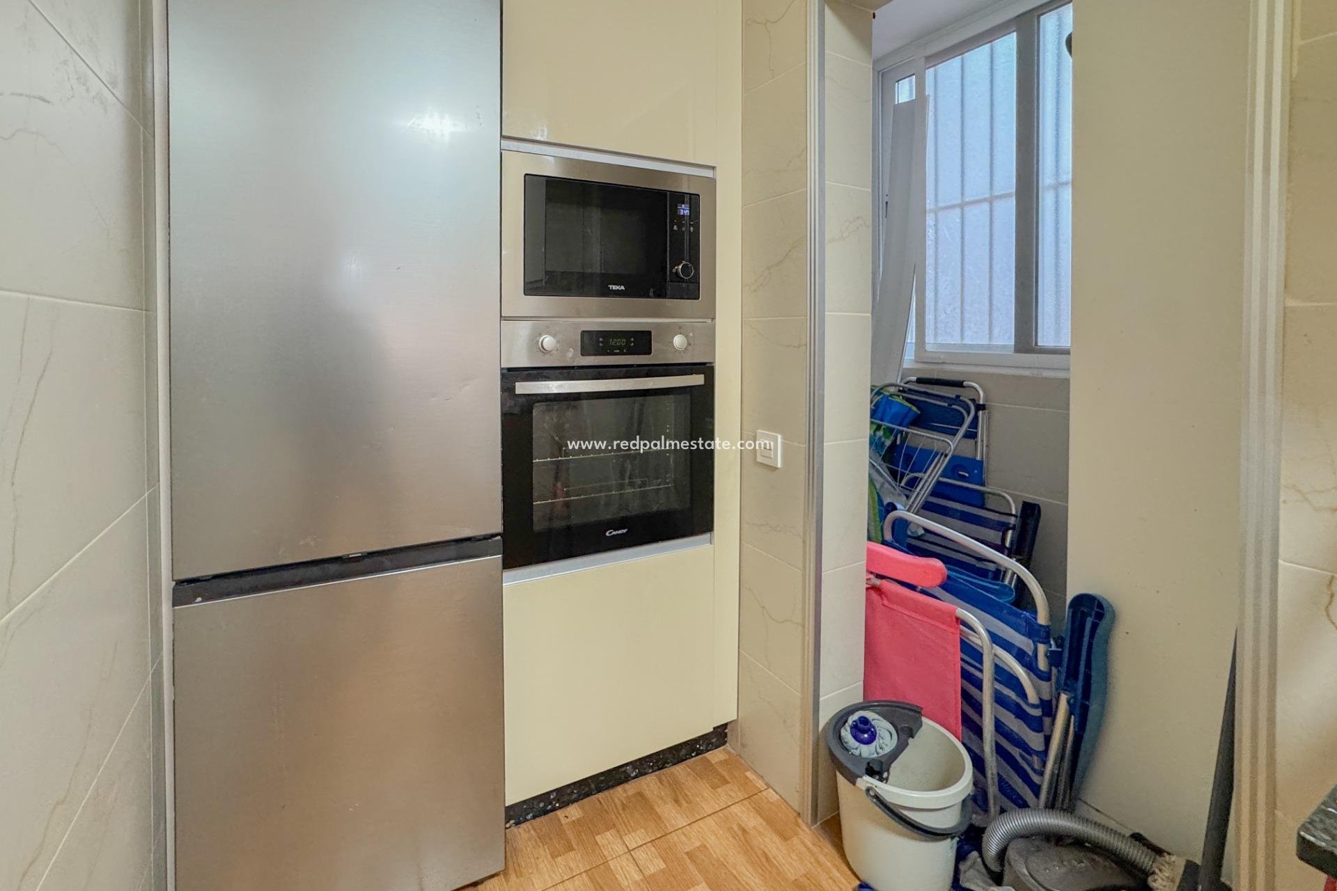 Revente - Appartements -
Torrevieja - La Mata