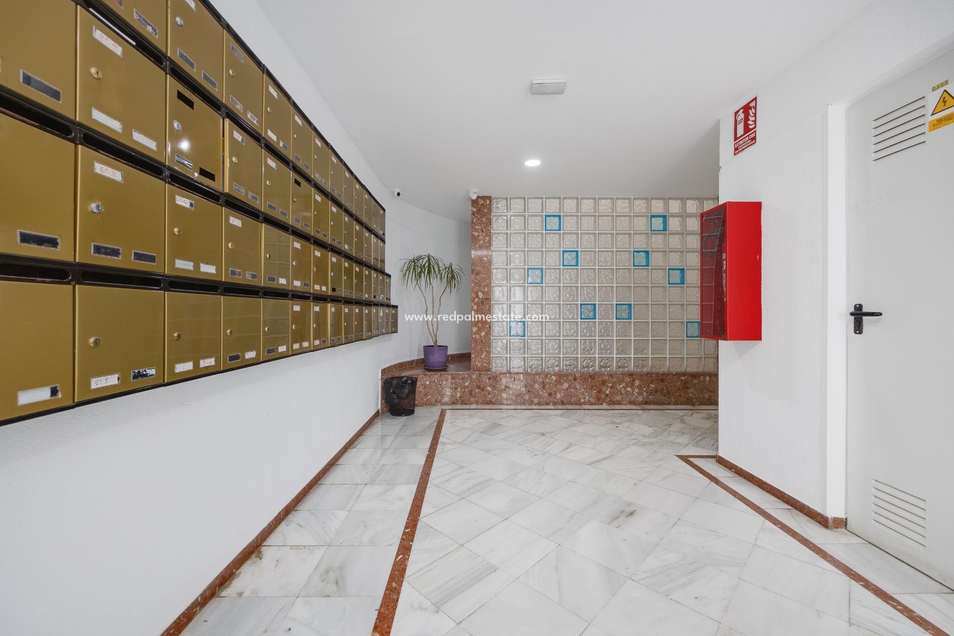 Revente - Appartements -
Torrevieja - La Veleta