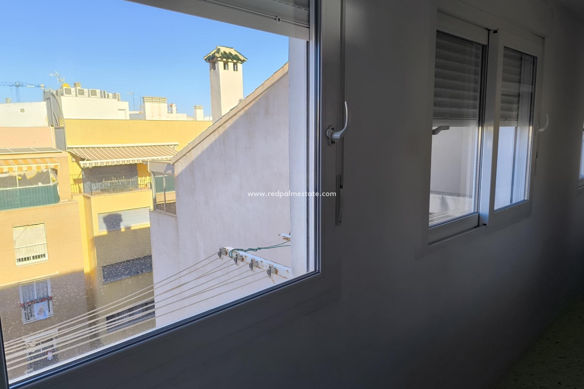 Revente - Appartements -
Torrevieja - Las Piscinas Naturales