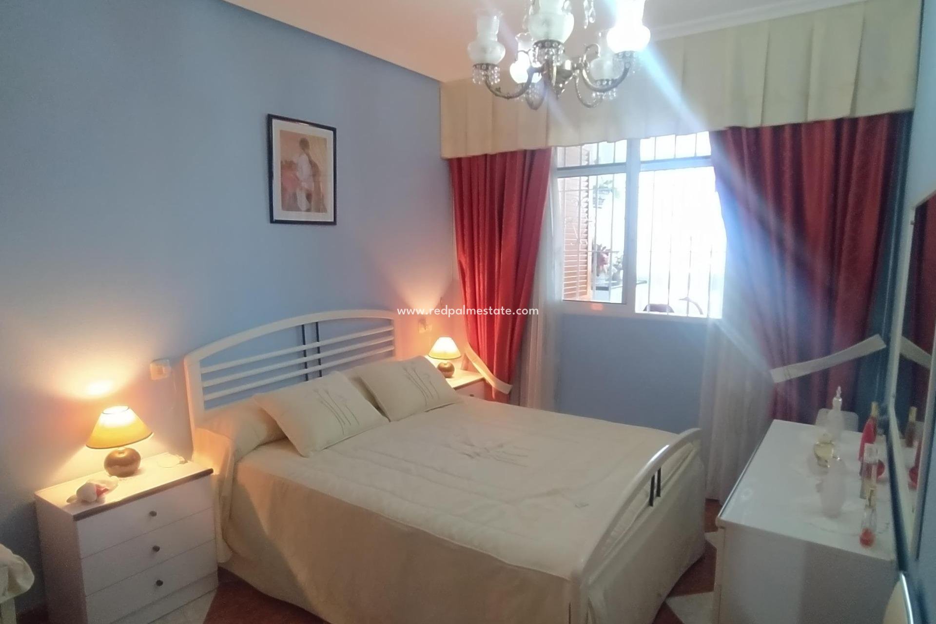 Revente - Appartements -
Torrevieja - Los Europeos