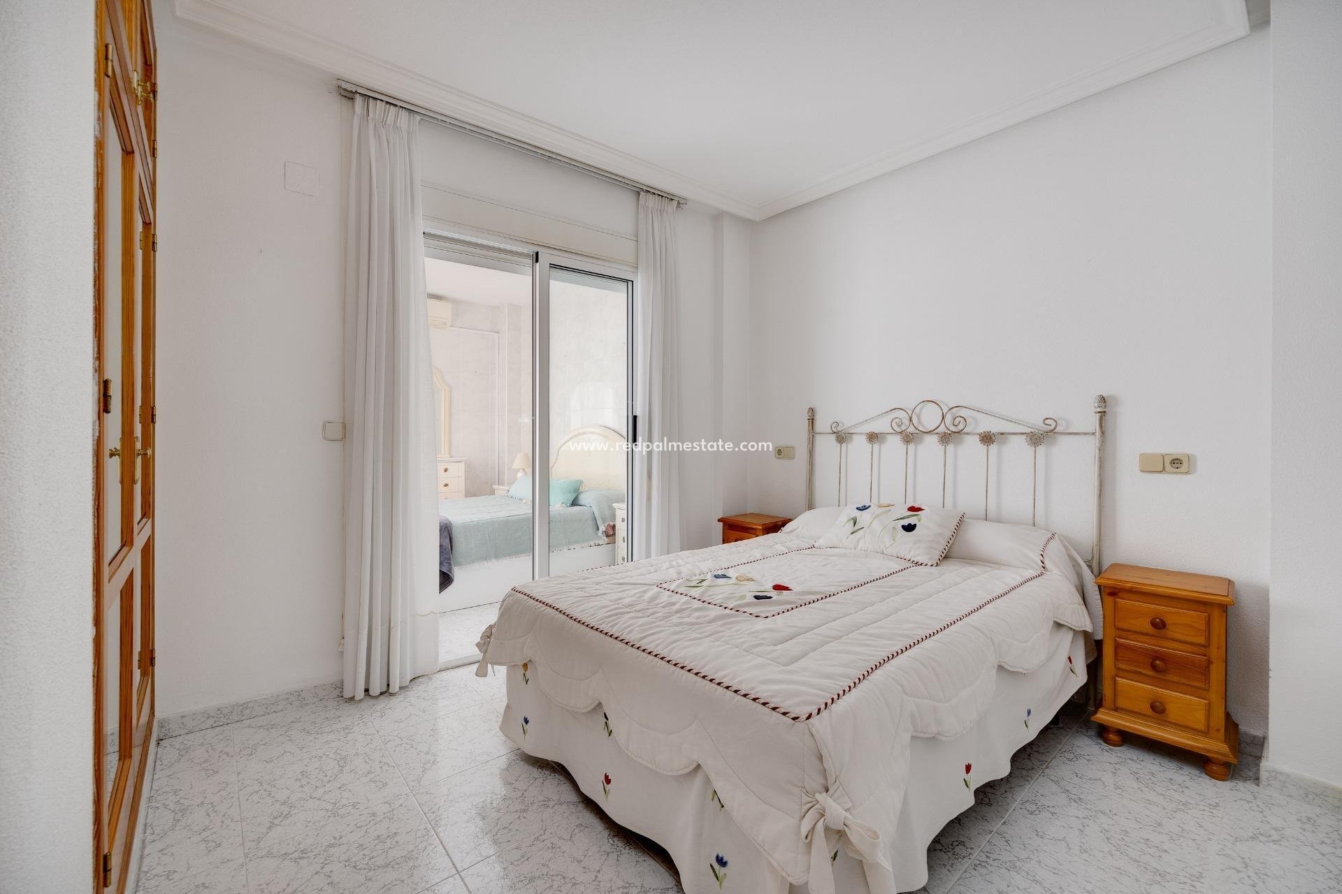 Revente - Appartements -
Torrevieja - Los Frutales