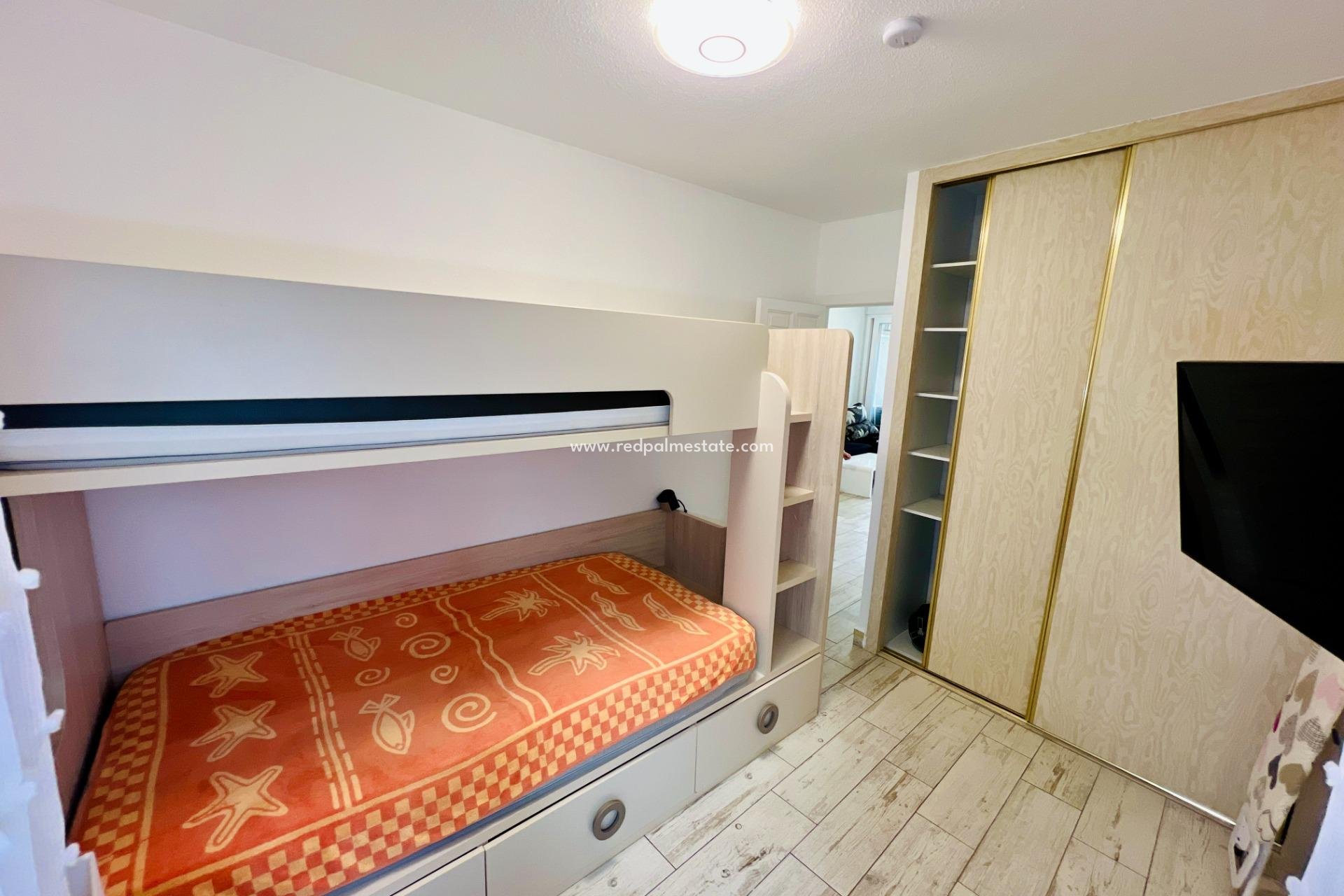 Revente - Appartements -
Torrevieja - Miramar - Torre Del Moro