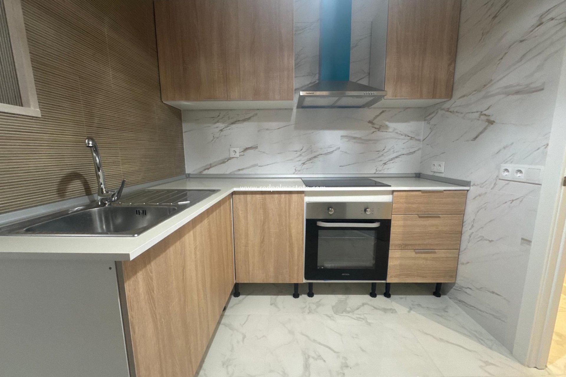 Revente - Appartements -
Torrevieja - Muelle Pesquero