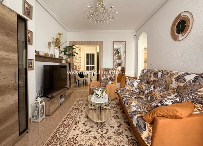 Revente - Appartements -
Torrevieja - Nueva Torrevieja - Aguas Nuevas