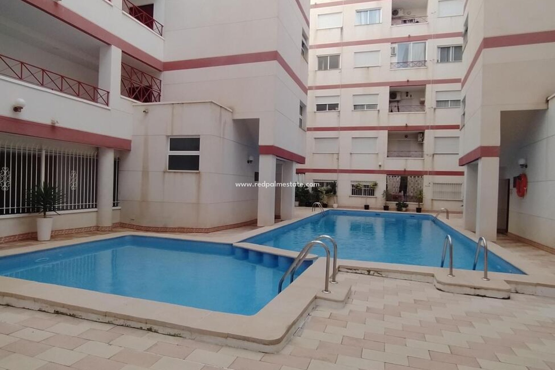 Revente - Appartements -
Torrevieja - PARQUE DE LAS NACIONES